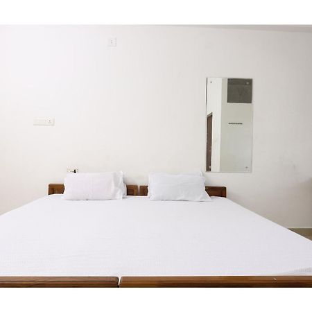 Hotel Collection O Ar Square Thrissur Esterno foto